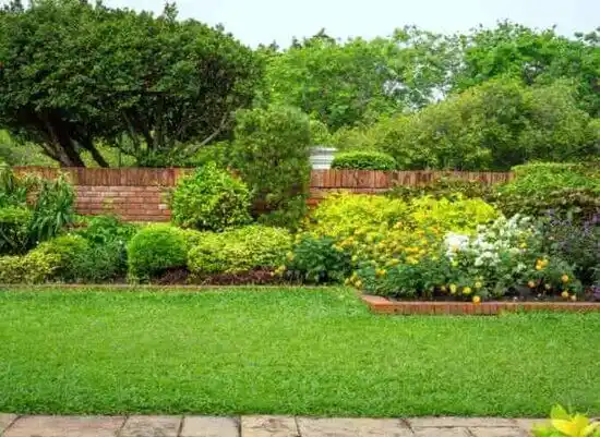 landscaping services South Vienna